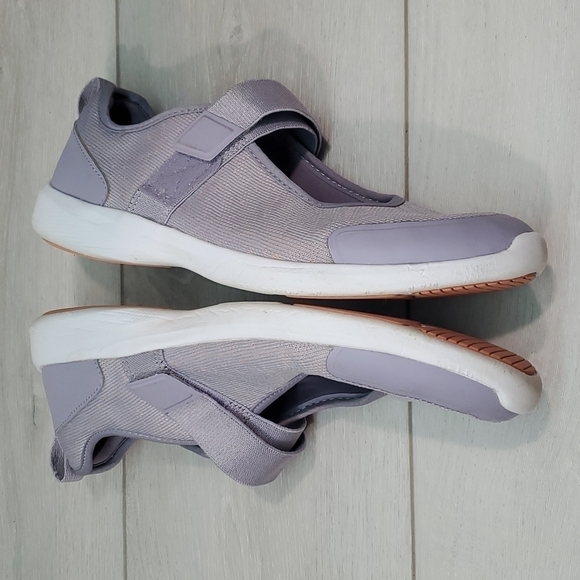 Vionic Women Jessica Comfort Sepatu Slip On Sneakers Clogs shoes sz 8.5 - Picture 9 of 11